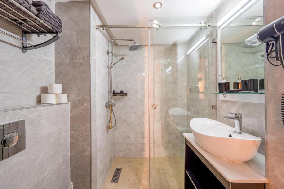 Apparemment De Prestige Gueliz Kasbel 212, 02 Chambres Marrakesh Buitenkant foto